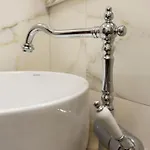 M Ξενοδοχείο Βουκουρέστι