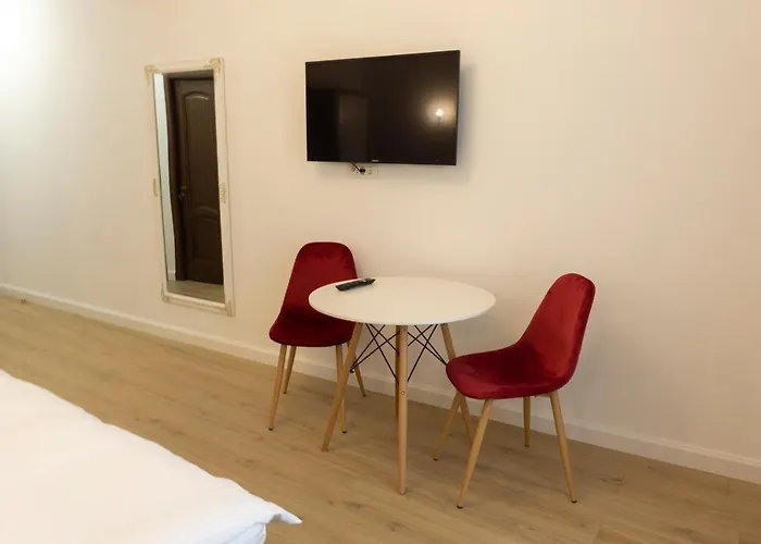 M * Бухарест